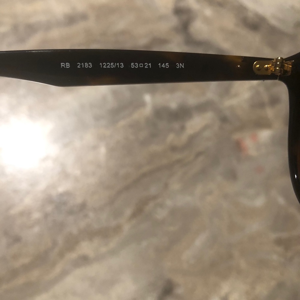 Ray-Ban glasses - Picture 4 of 5